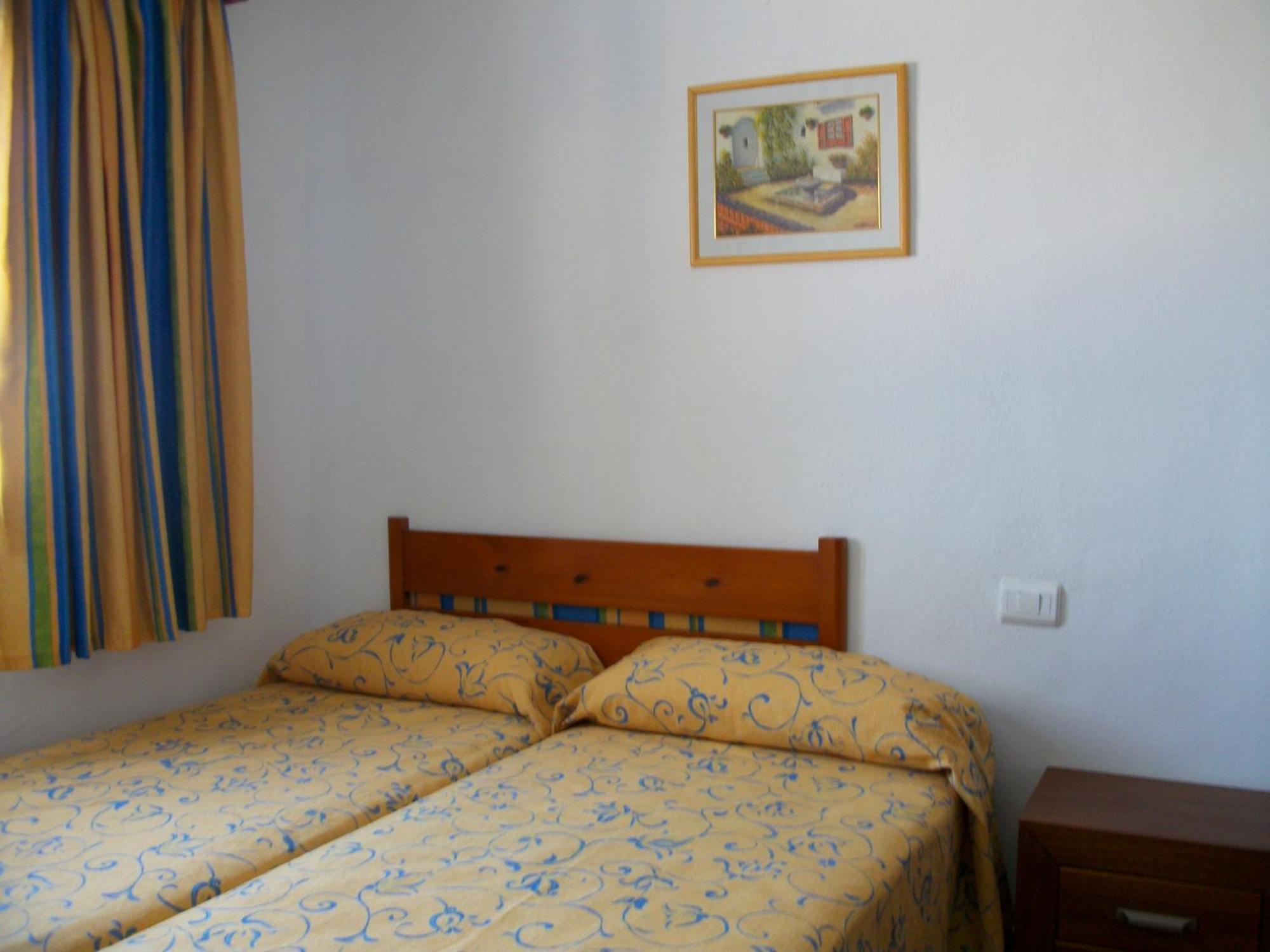 Apartamentos Llevant Ibiza Exterior foto