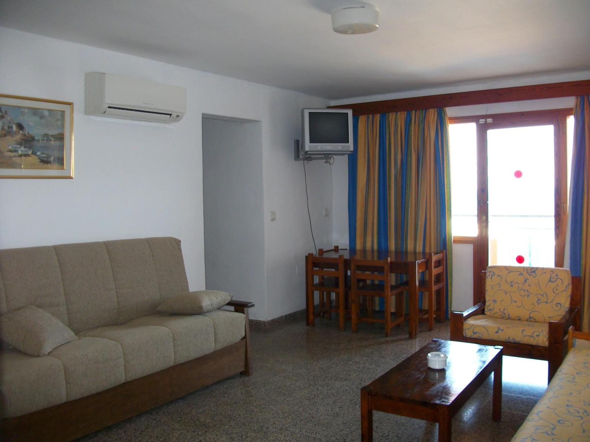 Apartamentos Llevant Ibiza Exterior foto