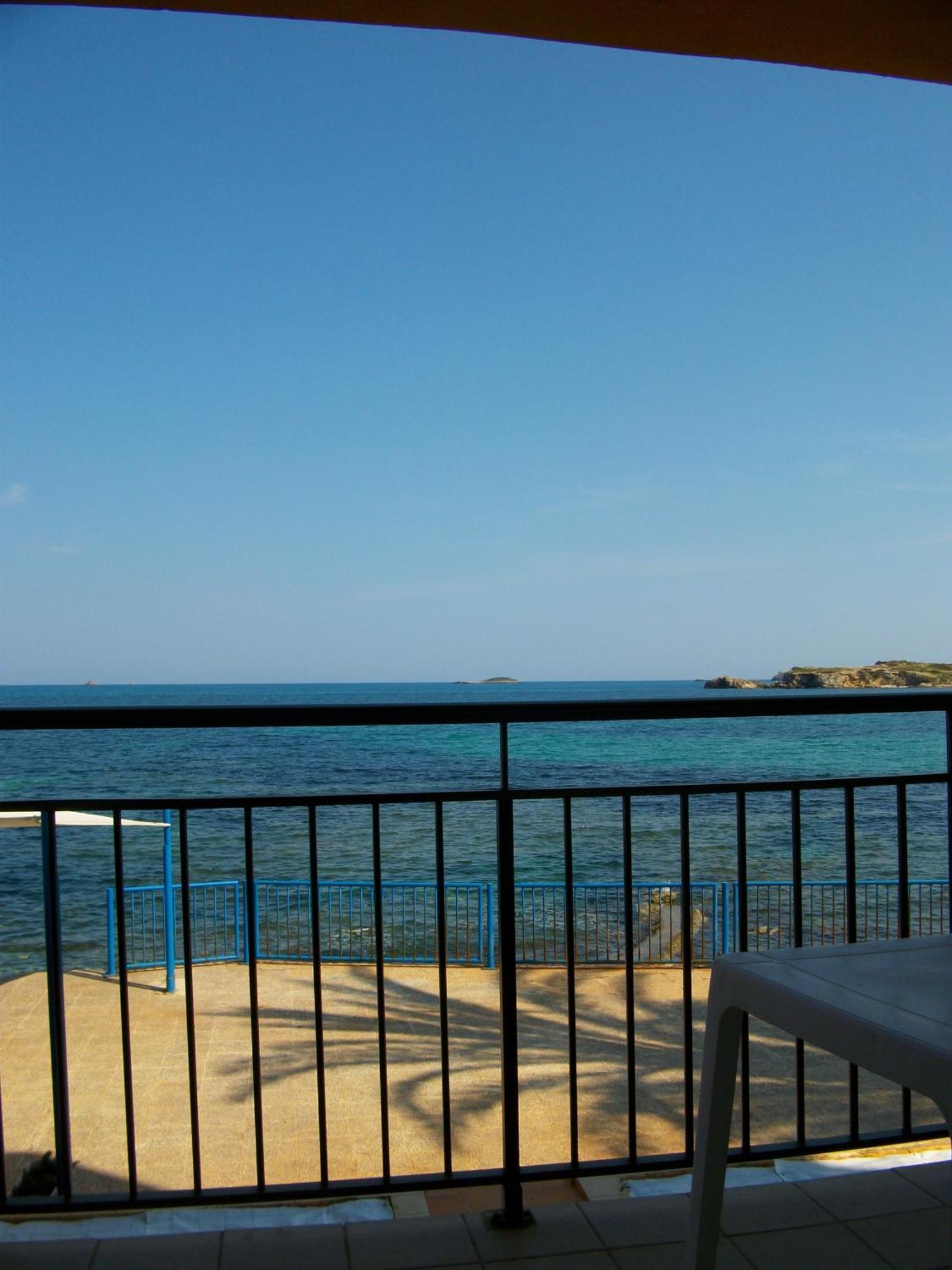 Apartamentos Llevant Ibiza Exterior foto
